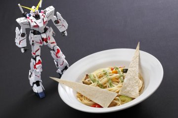 <p>จากเมนูธรรมดาๆ ก็ดูดีขึ้นมาเมื่อจัดจานด้วยแรงบันดาลใจจาก Unicorn GUNDAM</p>
