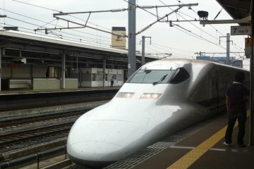 <p>Le Shinkansen Kodama, en plus d'&ecirc;tre rapide, propose un excellent rapport qualit&eacute;-prix</p>