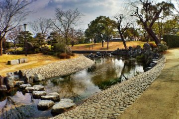 The river where children play in summer