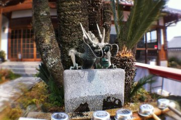 Don't mind the dragon, please wash your hands