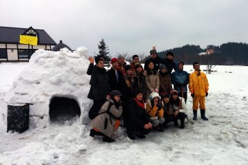 <p>We started slow but eventually got the hang of making and stacking bricks out of snow. The entire process from prep to pictures took about an hour and a half.&nbsp;</p>