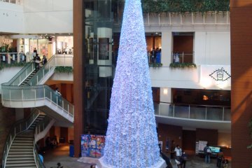 Mediage Display at Aqua City