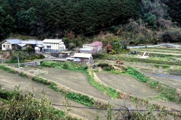 <p>Rural Takatori-cho is surrounded by countryside</p>