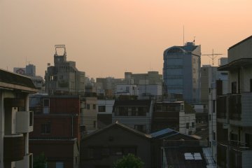 <p>วิวบนดาดฟ้า</p>