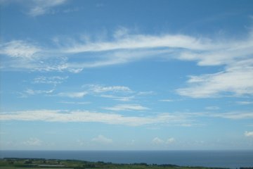 <p>Okinawan sea and sky</p>