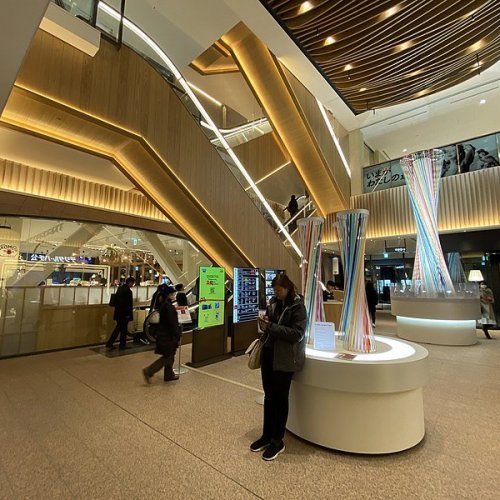 Shibuya-san (1F)