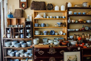 Kidoairaku (Antiques Watanabe)